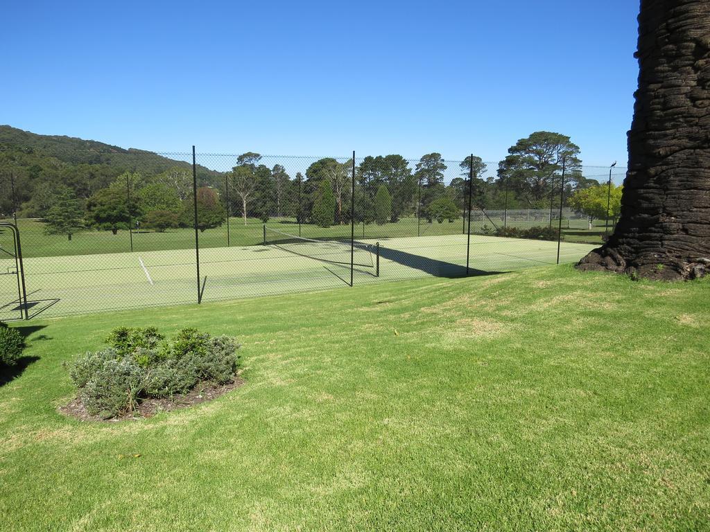 בואוראל Golfview Lodge מראה חיצוני תמונה
